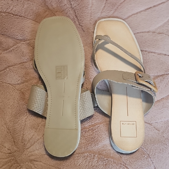 Dolce Vita Taupe Women's Sandals - Picture 2 of 4